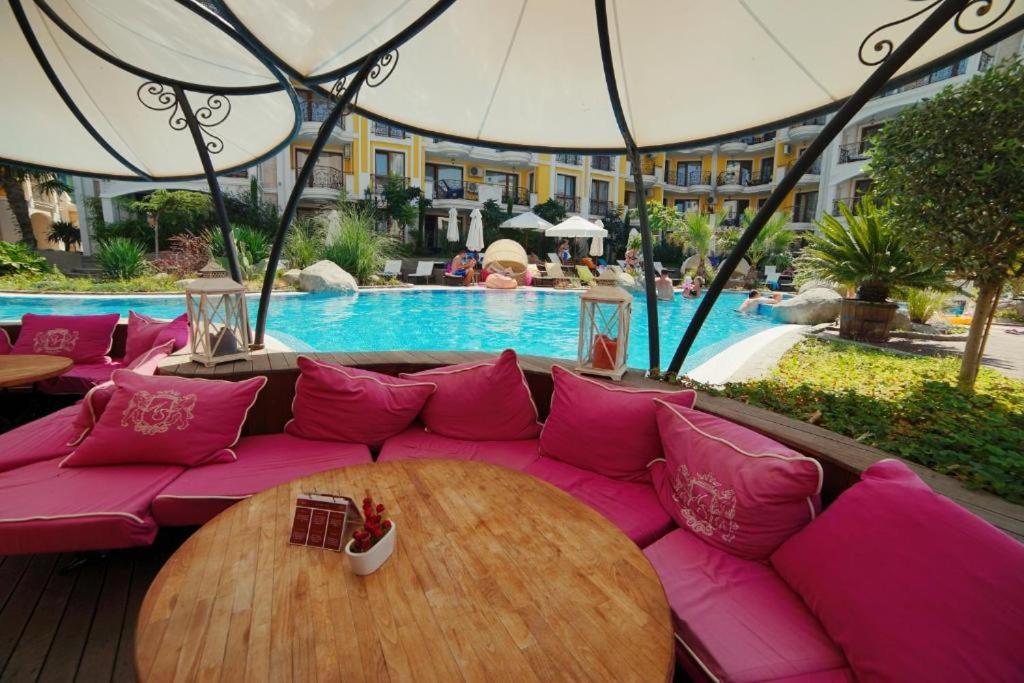 Monte Carlo Aparthotel Σάνι Μπιτς Εξωτερικό φωτογραφία